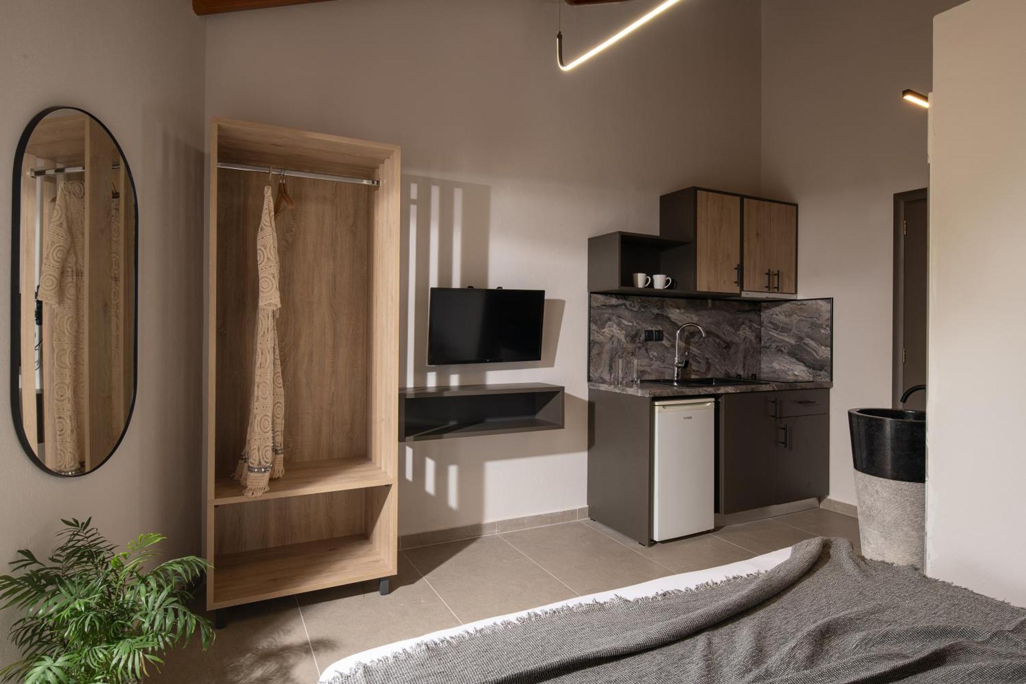 Erifili At Sarti Beach Apartments & Studios Екстер'єр фото