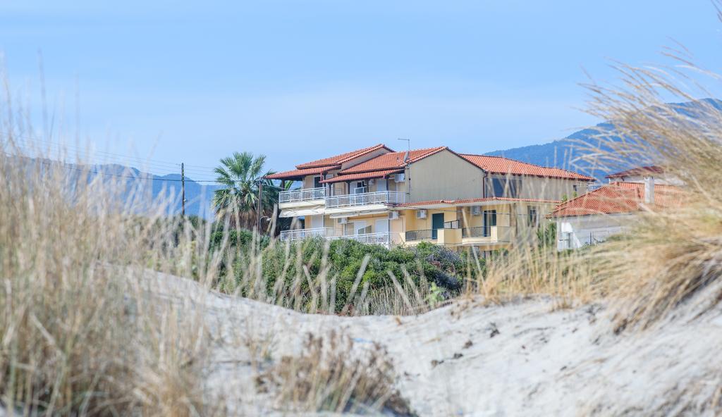 Erifili At Sarti Beach Apartments & Studios Екстер'єр фото